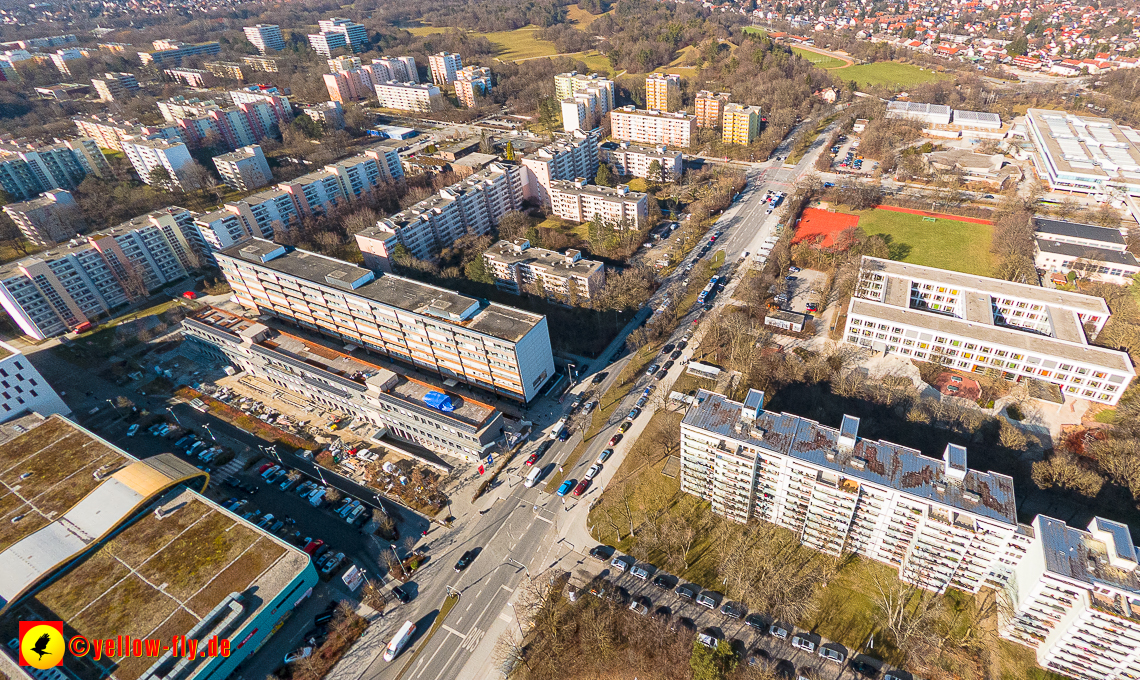 15.02.2023 - Plettzentrum mit Montessori Schule in Neuperlach